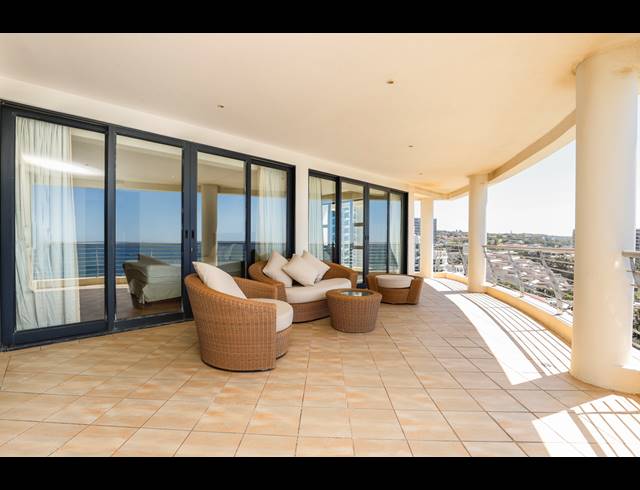 3 BEDROOM APARTMENT FOR SALE IN UMHLANGA CENTRAL